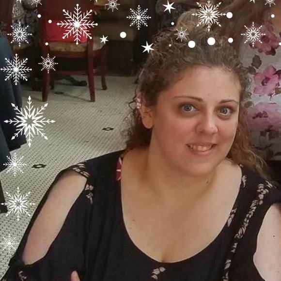 Meet your Posher, Kristen - Picture 1 of 1